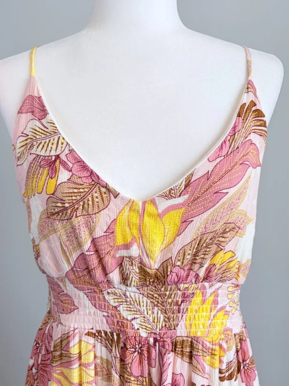 Tiered Maxi Dress Summer Flowy Costal Chic Gold Stitching Pink Yellow Size XXL - Picture 2 of 13